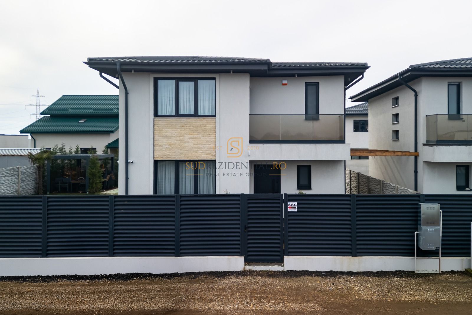 Vila Smart Home de Lux cu piscina incalzita, Comuna Berceni, Ilfov - Poză 3
