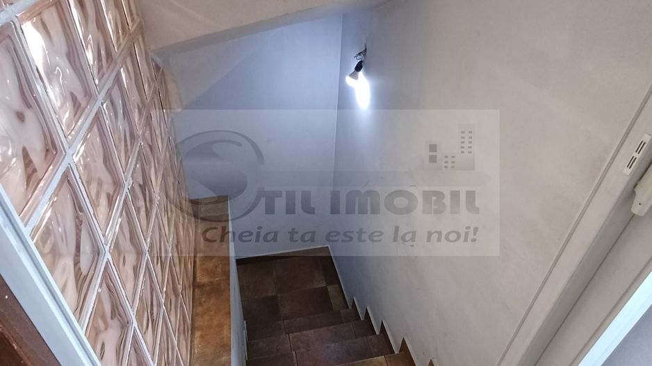 Casă spațioasă 5 camere | Valea Ursului La stradă principală | - Poză 32