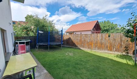 Casa individual situata in zona Hasdeu