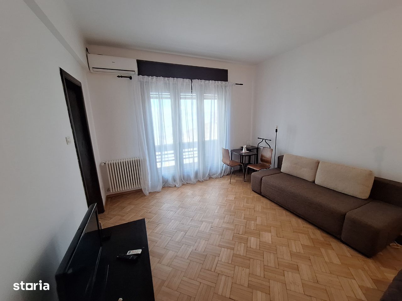 Persoana juridica inchiriaza garsoniera in zona centrala - Poză 1