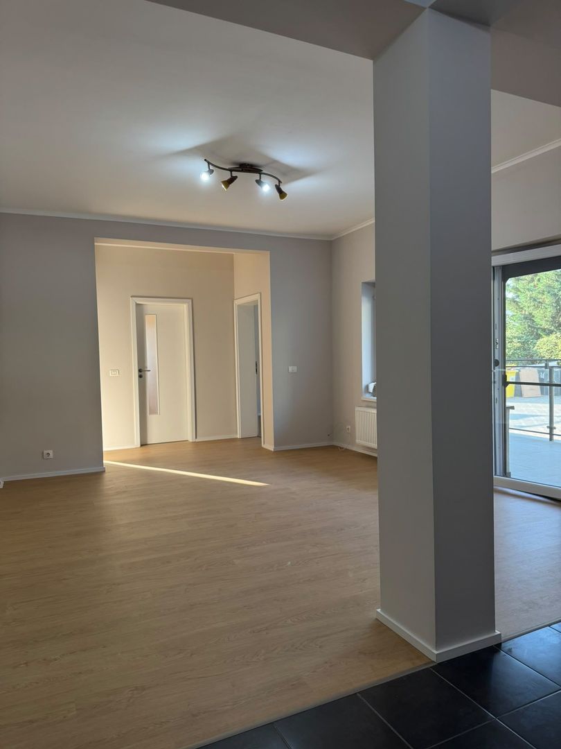 Braytim | 3 Camere | Centrala proprie | Loc de parcare | Renovat  recent - Poză 8