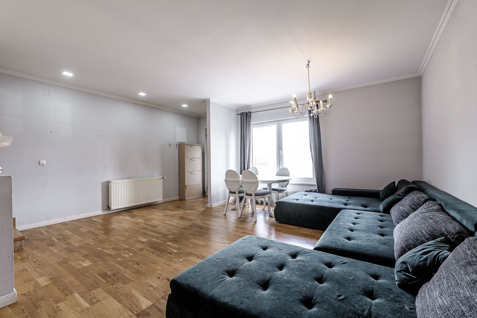 Casa spatioasa de vanzare în Bujac , 3 bai, 5 camere, super pret! - Poză 5