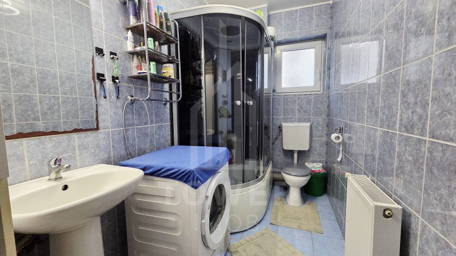 Apartament 3 camere la casă de vânzare in Zona Gusterita - Poză 9