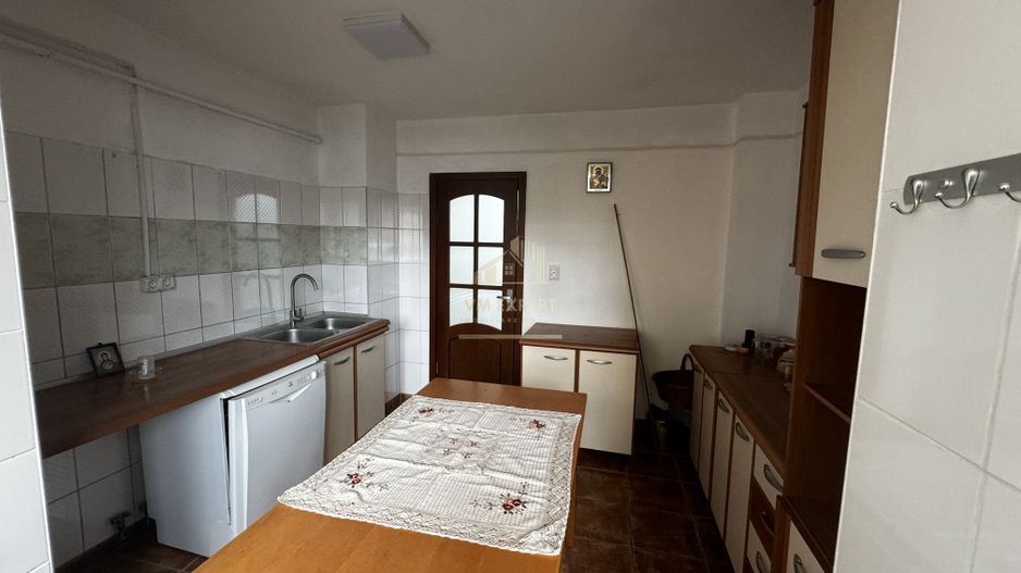 APARTAMENT 2 CAMERE PARTER VISOI - Poză 3