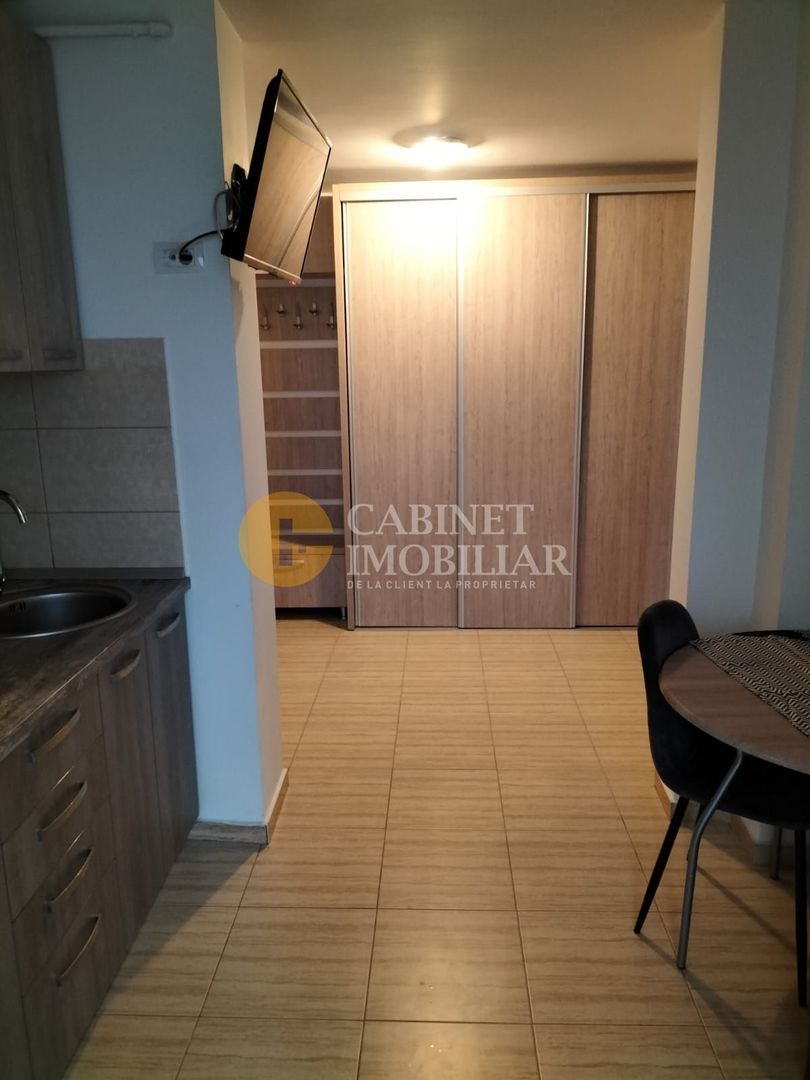 Etaj 1 Nicolina Prima Statie Apartament 2 Camere Decomandat Bloc 1983 - Poză 10