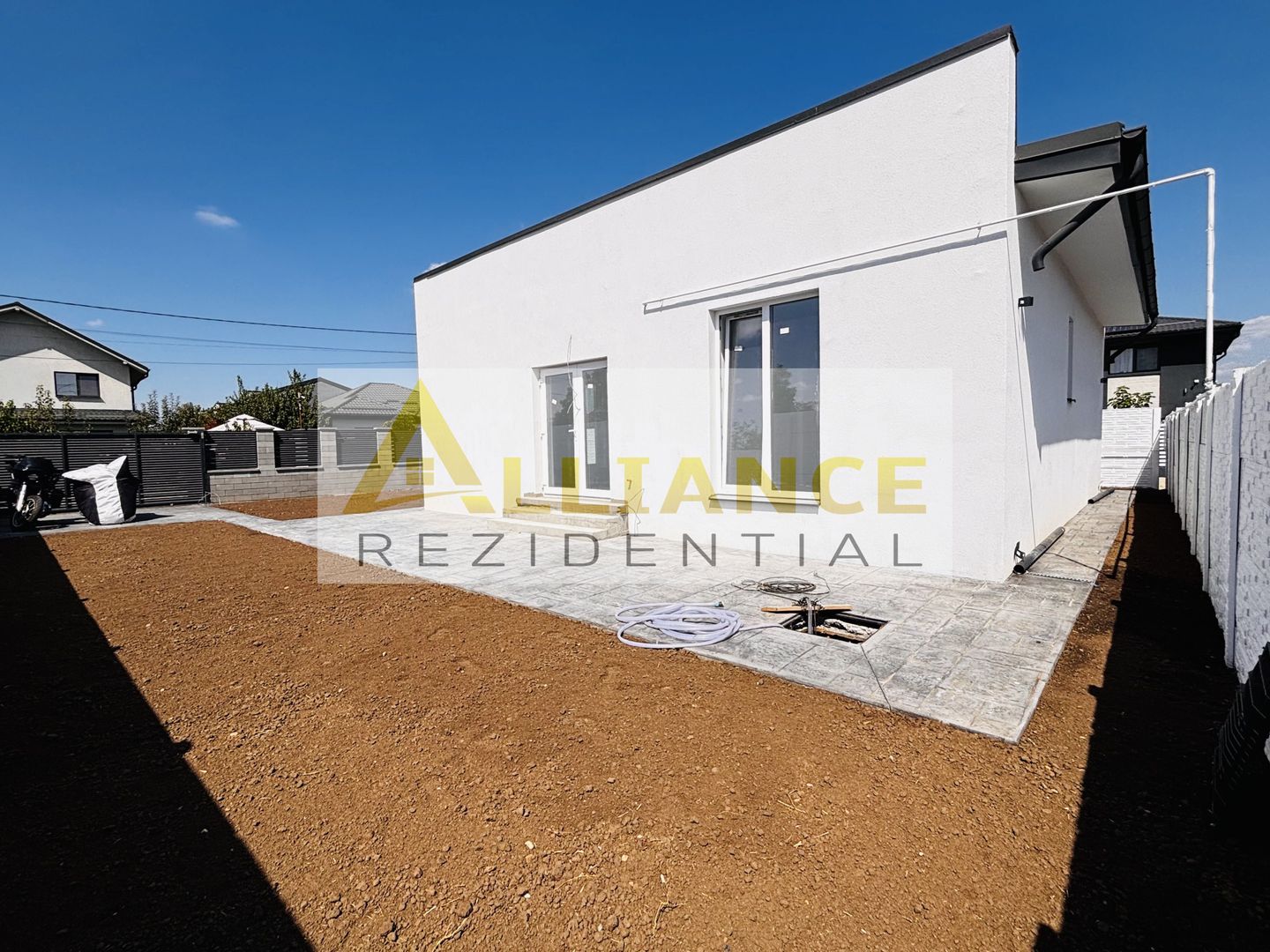 CASĂ MODERNĂ DE VÂNZARE – 4 CAMERE, TEREN 360 MP - Poză 6