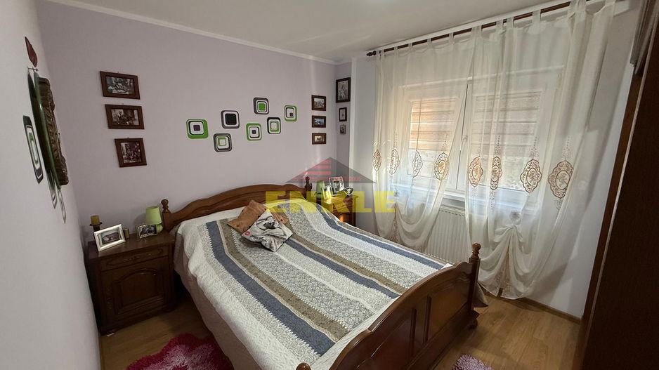 Vânzare apartament 2 camere – Zona Bucovina, etaj 1 - Poză 4