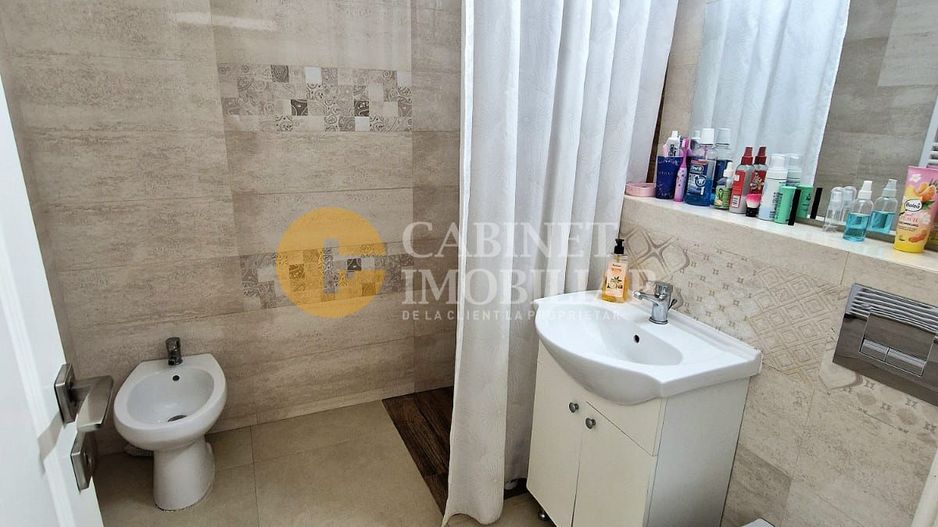 Apartament 2 Camere Decomandat- Renovat- Mobilat si Utilat-Zona Dacia - Poză 10