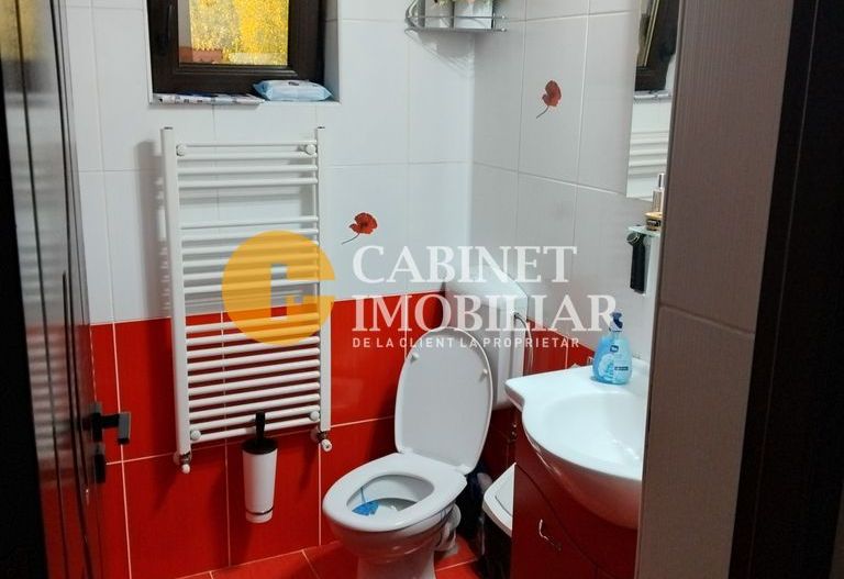 Vila 214mp, in Miroslava,zona 0,in centru la 200 m de Family Market! - Poză 10