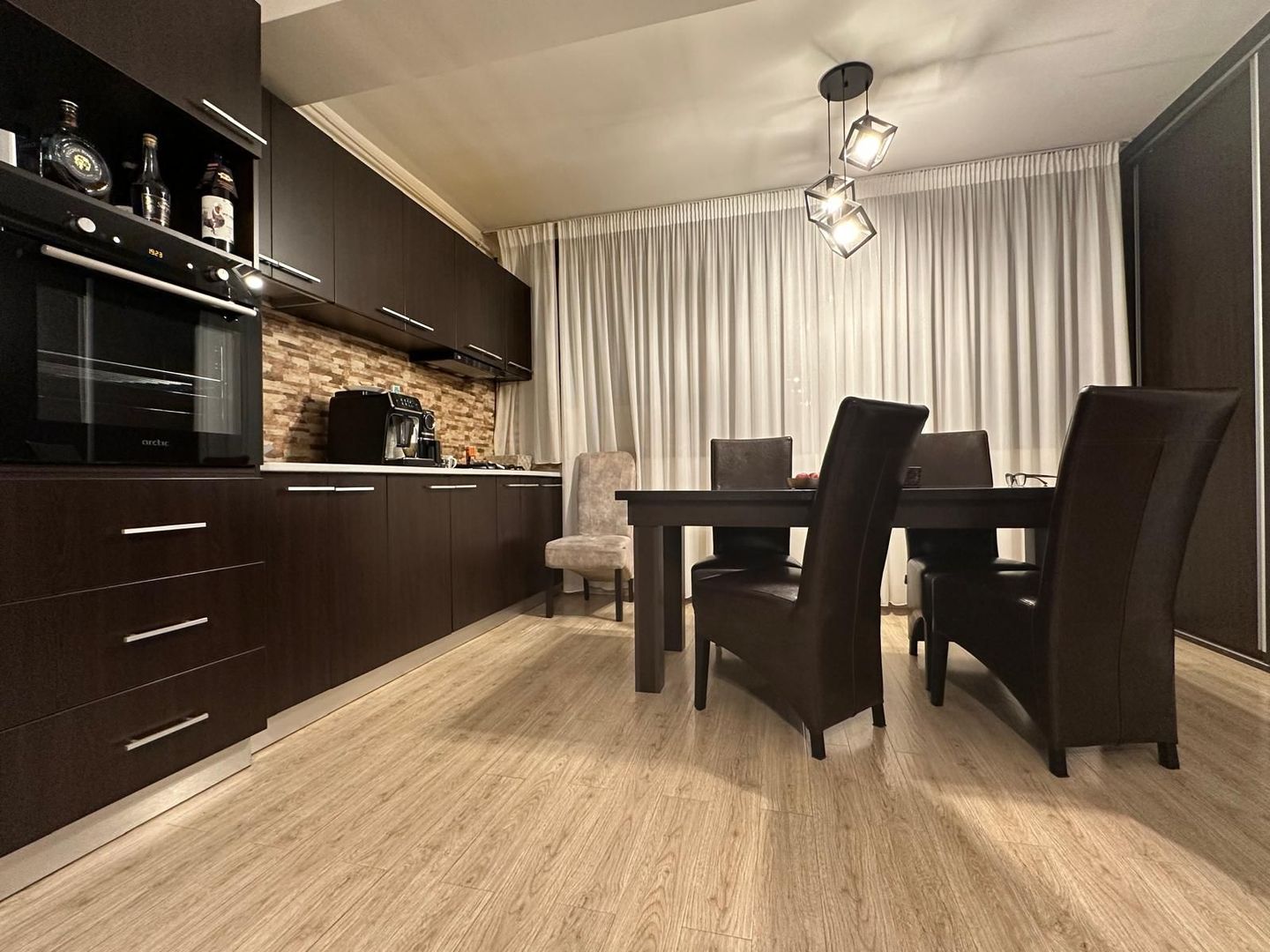Confort, spațiu și liniște – apartament 3 camere, etaj 1 - Poză 12