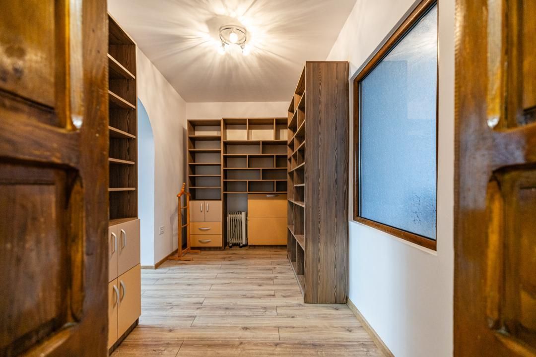 Casa parter, renovata, mobilata, gradina amenajata, str Petofi Sandor-Dumbravita - Poză 12