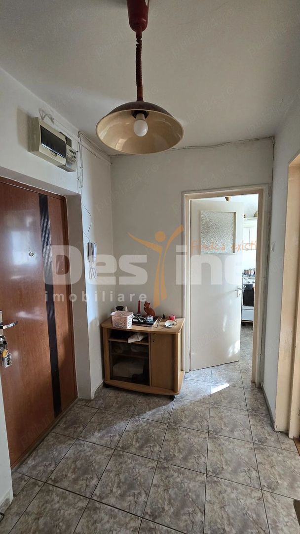 APARTAMENT 2 CAMERE SEMIDECOMANDAT - Poză 3