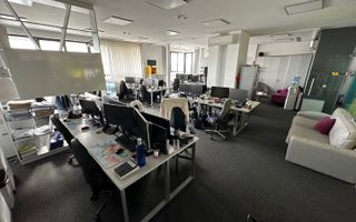 Clădire de inchiriat clinica / birouri - Poză 19