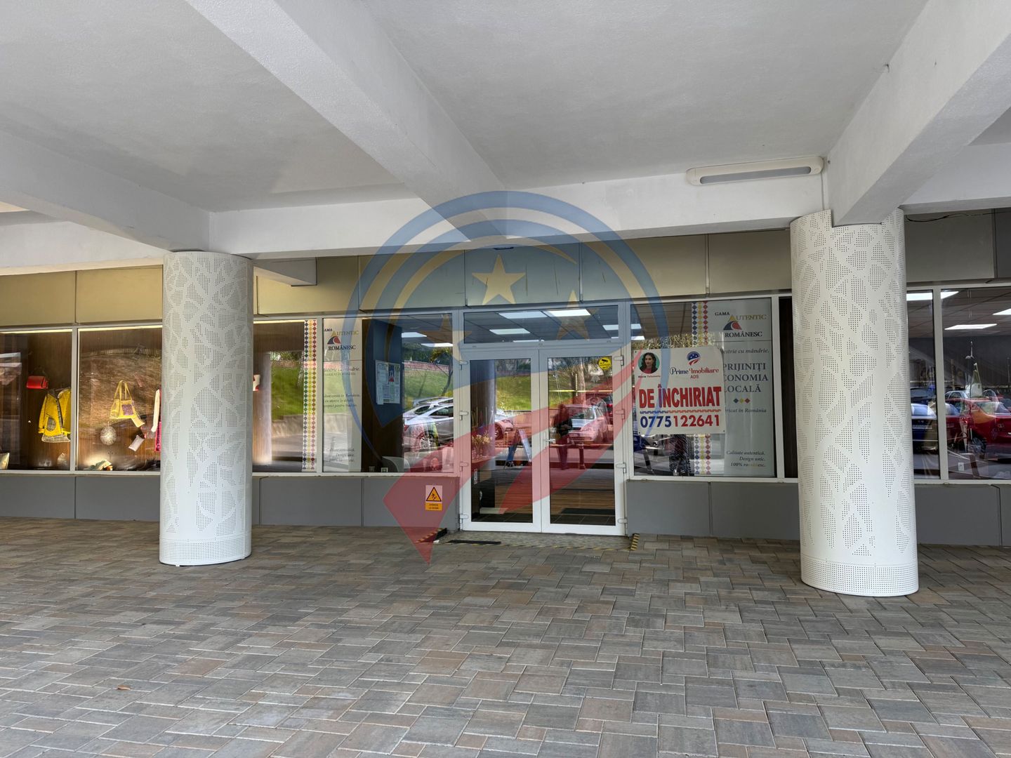 Spațiu comercial de închiriat – Ultracentral, Craiova/Mercur - Poză 2