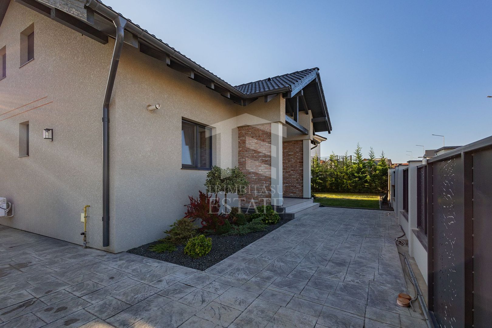 Casa deosebita de vanzare in Giarmata COMISION 0% CUMPARATOR - Poză 28