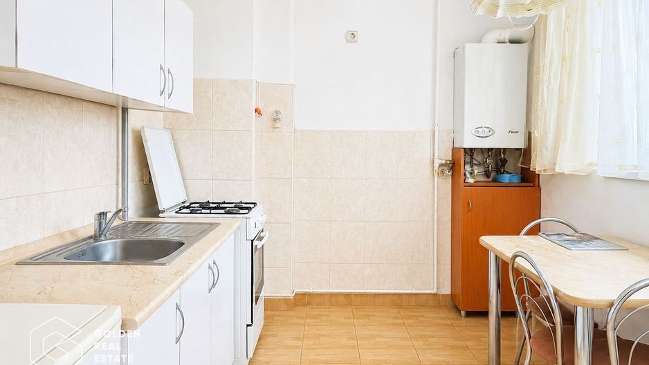 Apartament o camera cu nisa, Ared Uta , bloc nou - Poză 1