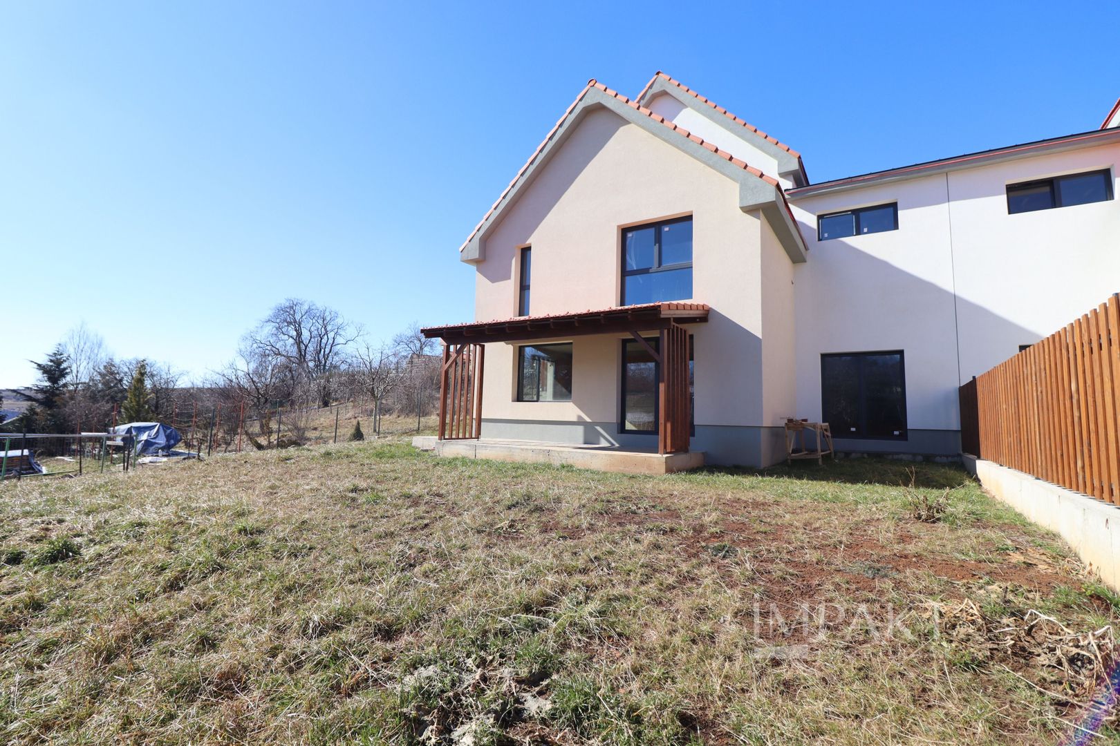 Casa superba si spatioasa, situata in Salicea! - Poză 2