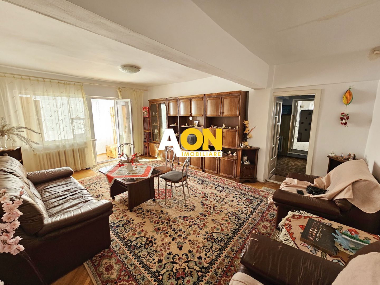 Apartament 3 camere, mobilat, utilat, 79 mp utili,  etaj 1, Centru - Poză 1