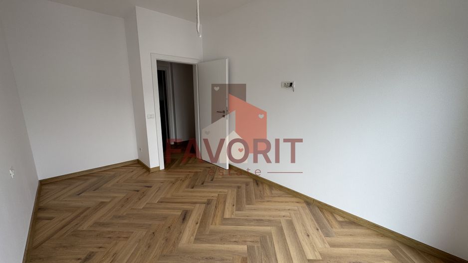 Penthouse cu terasa 70mp si 2 locuri de parcare in zona Torontalului - Poză 7