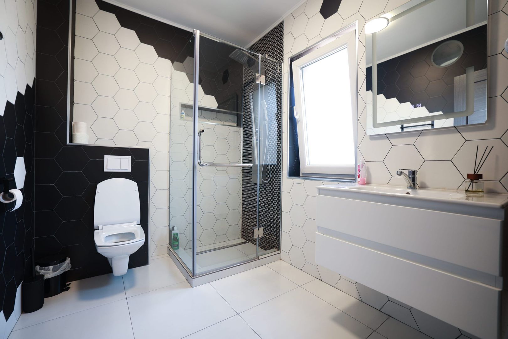 Apartament PREMIUM 2 camere 50 mp - Parcare - Iulius Mall - Poză 5