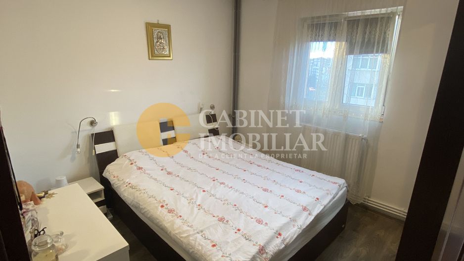 PĂCURARI ALPHA BANK - 2 CAMERE DECOMANDAT - Poză 3