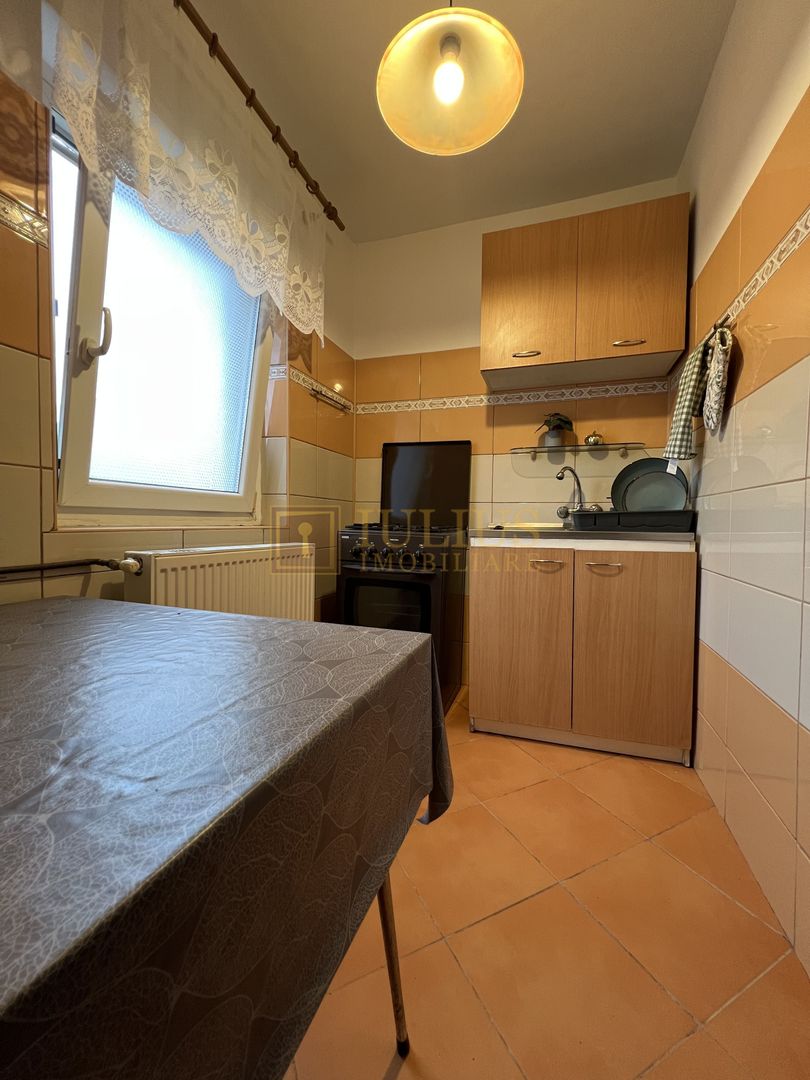 Garsoniera, 4 ap. pe nivel/etaj, conditii moderne. - Poză 9