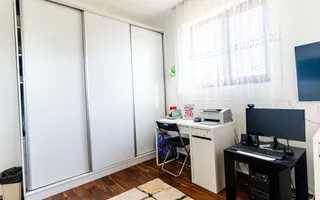 Casă / Vilă cu 6 camere de vânzare în Balotesti - Poză 24