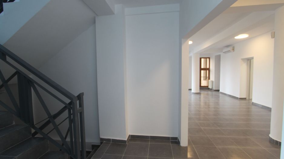 Spatiu birouri D+P - 289mp - zona Rebreanu - Poză 25