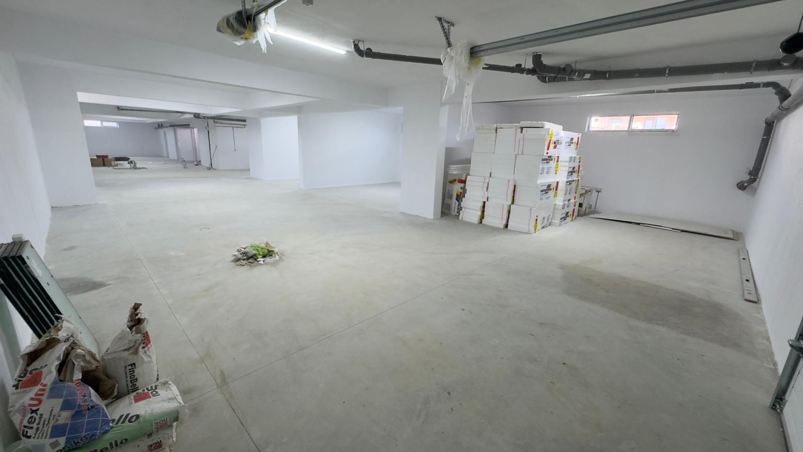 SPATIU/DEPOZIT FUNDENI, 365 MP UTILI, 2 GRUPURI SANITARE, BLOC NOU - Poză 1