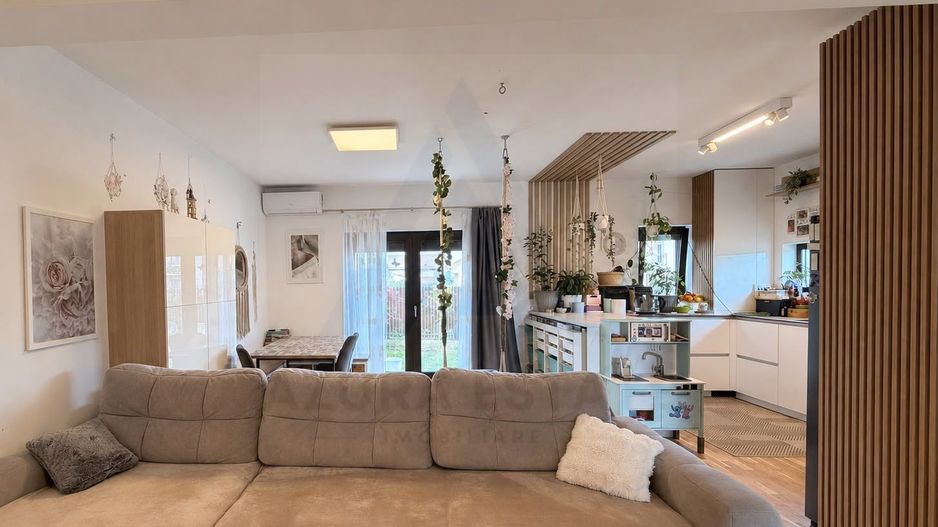 Casa individuala 117 mp utili 245 mp teren 3 dormitoare 2 bai Cristian - Poză 3