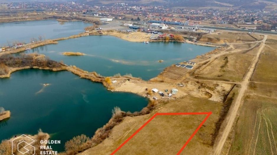 Teren de 9000 mp, langa Lacul Ghioroc, jud.Arad - Poză 1