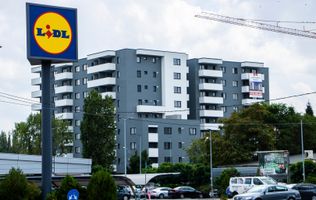 Garsoniera, 42 mp, decomandata, bucatarie 11 mp, mobilata/utilata