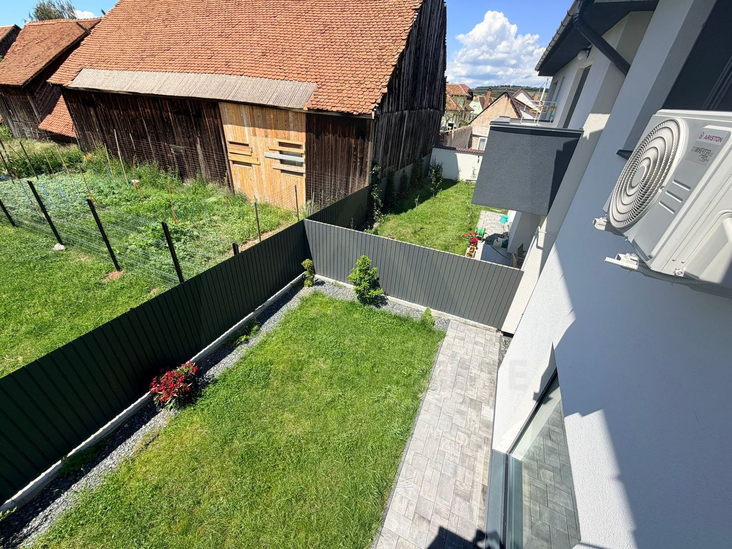 Casa individuala utilata 4 camere 120 mp utili garaj si teren Cristian - Poză 30