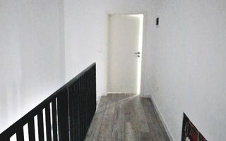 Duplex de vanzare cu 4 camere,2 bai,250 mp teren-Mosnita Veche zona Centrala. - Poză 6