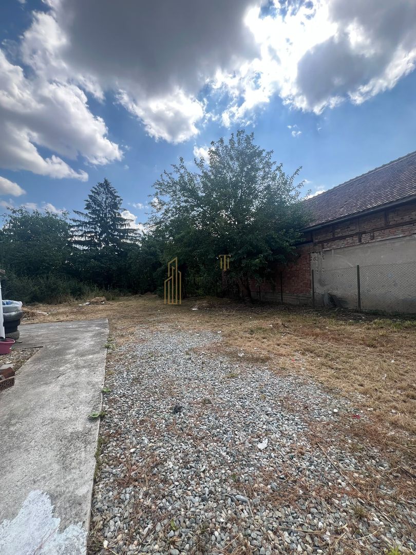 Casă individuală cu teren generos de 1.000 mp - Poză 17