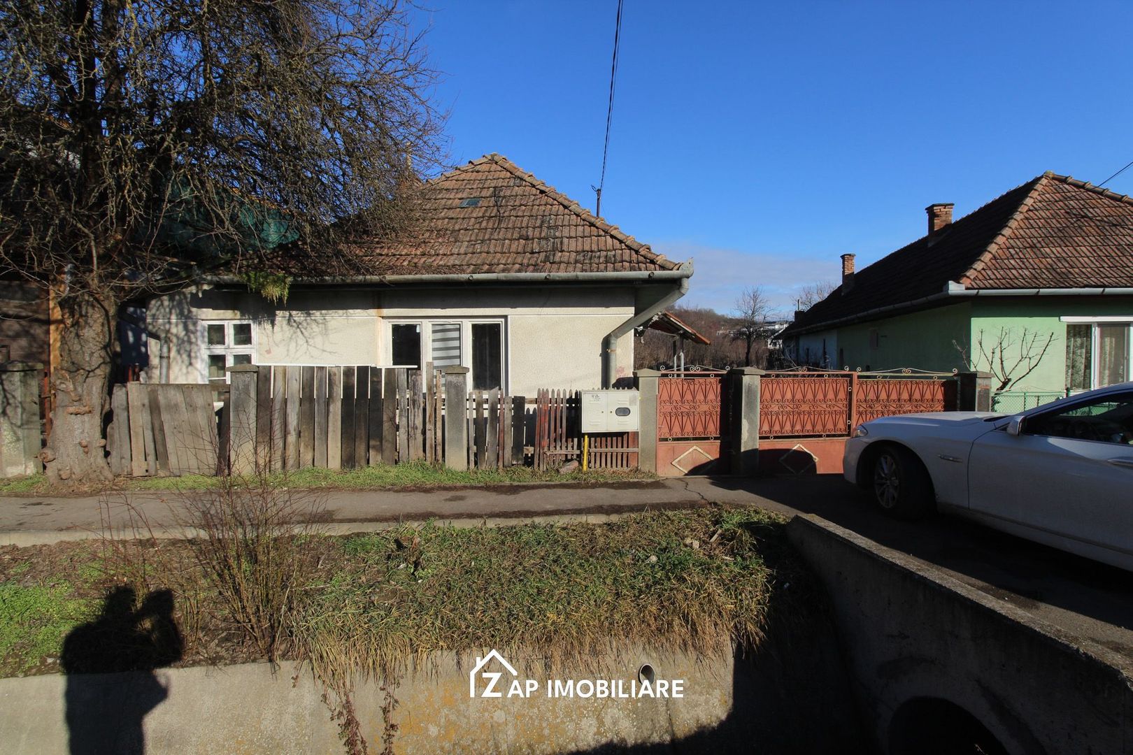 Casa + teren 993 mp +  proiect extindere - Unirii - Poză 1