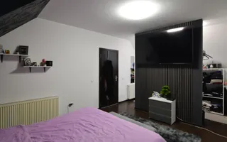 Casa de vanzare in Cartierul Europa-liniste, spartiu, confort - Poză 11