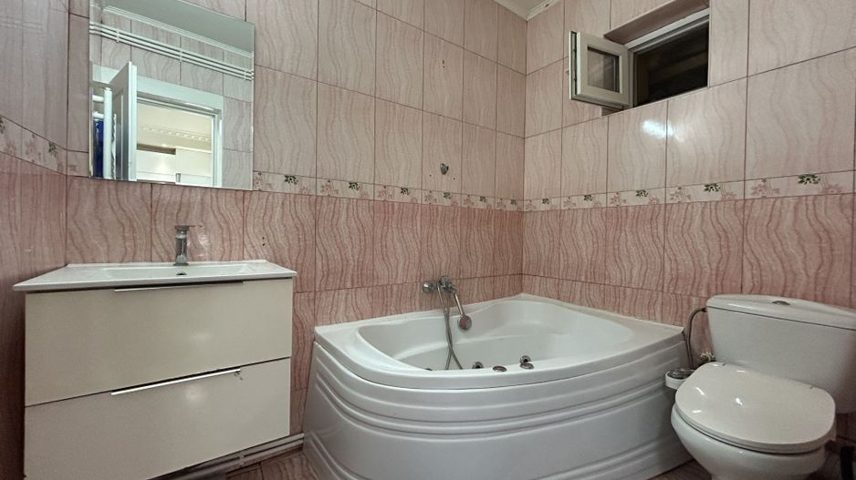 Casa P+1 la pret de apartament - zona Bratianu - Poză 8