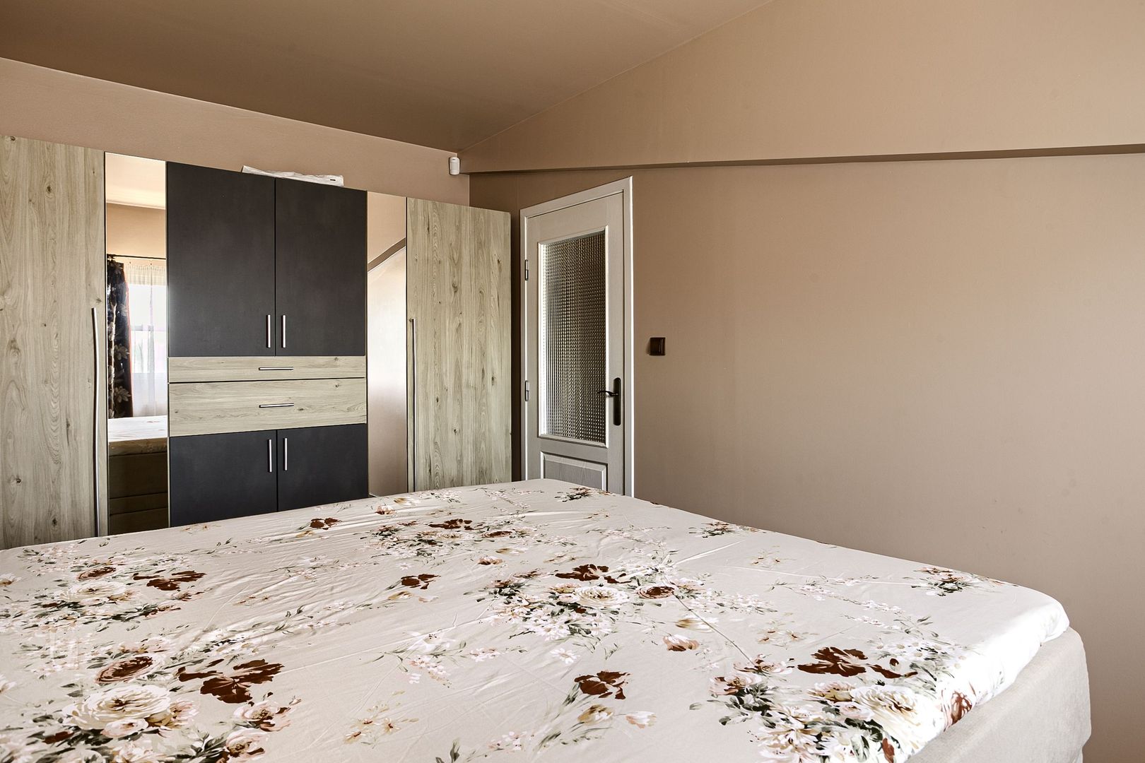 Casa tip Duplex 2011 - 3 camere - Gradiste - COMISION 0% - Poză 6