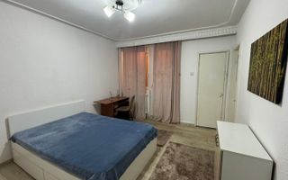 Garsoniera Podu Ros 10 min Centru Palas Mall - Poză 2