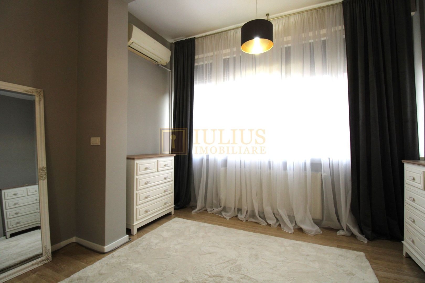 4 camere, bloc Tender langa - Isho - Take Ionescu; vedere spre raul Bega. - Poză 13