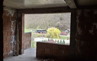 Casa la rosu– teren 706 mp – Gura Raului – vedere panoramica - Poză 4