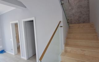 Vila moderna/premium de vanzare zona Selgross - Poză 5