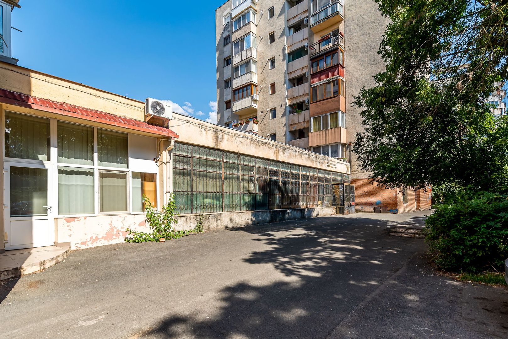 Spațiu comercial 435 mp în Micălaca – Strada General Gheorghe Magheru - Poză 1