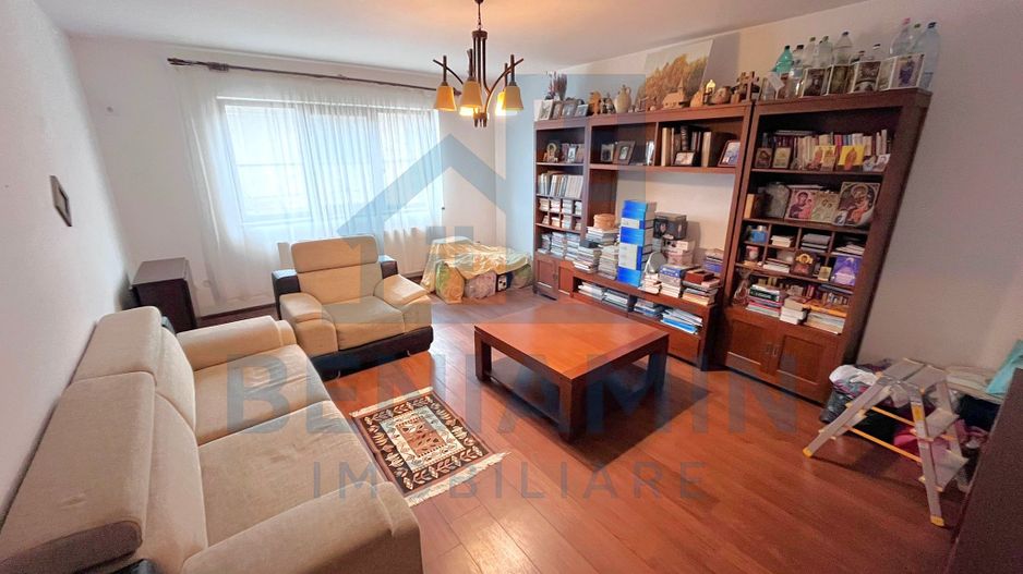 Apartament 3 camere decomandat etaj 1 an 2009 centrala - Poză 1