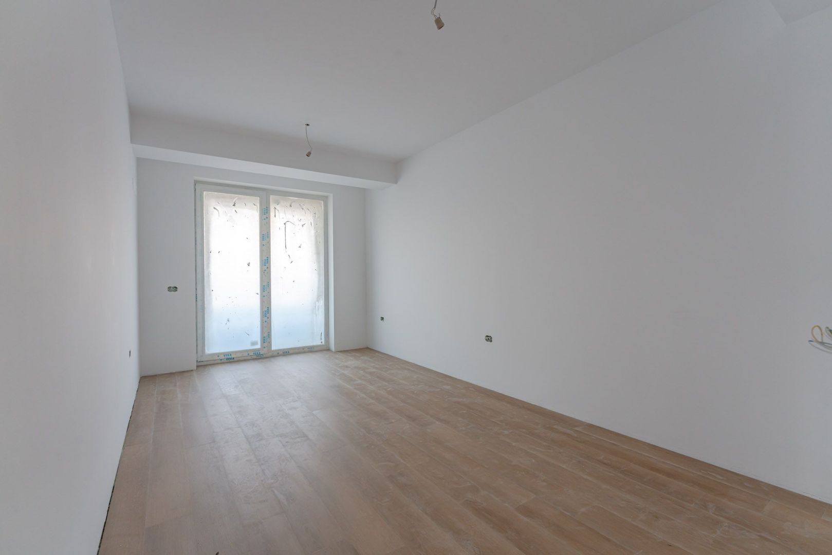 Apartament modern cu 2 camere și balcon generos | Zona Bartolomeu - Poză 4