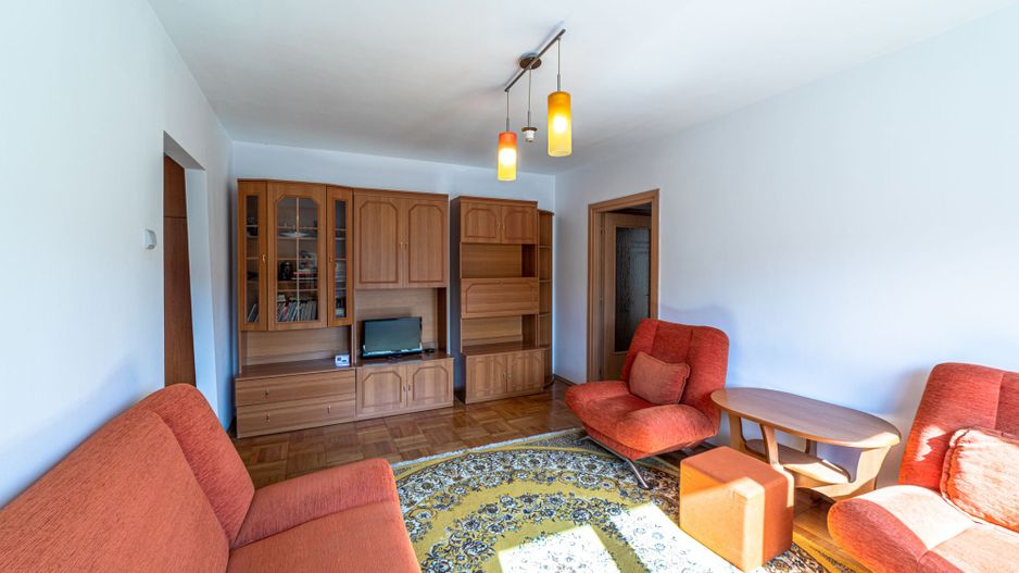 Inchiriat! Apartament cu 2 camere în Podgoria - Poză 2