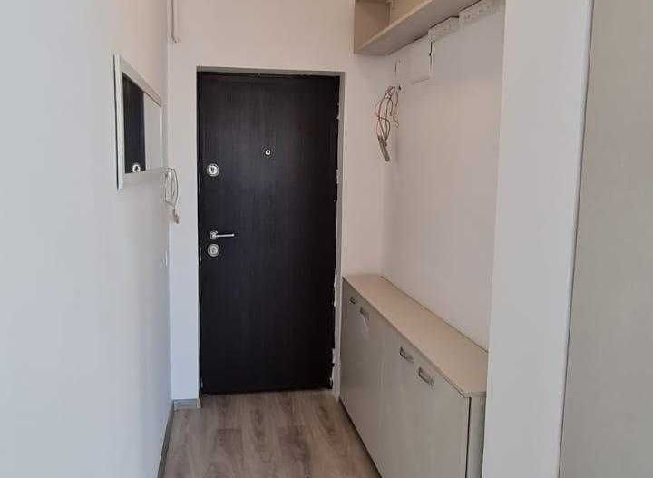 Inchiriez garsoniera cu terasa - Berceni zona Grand Arena - Poză 7