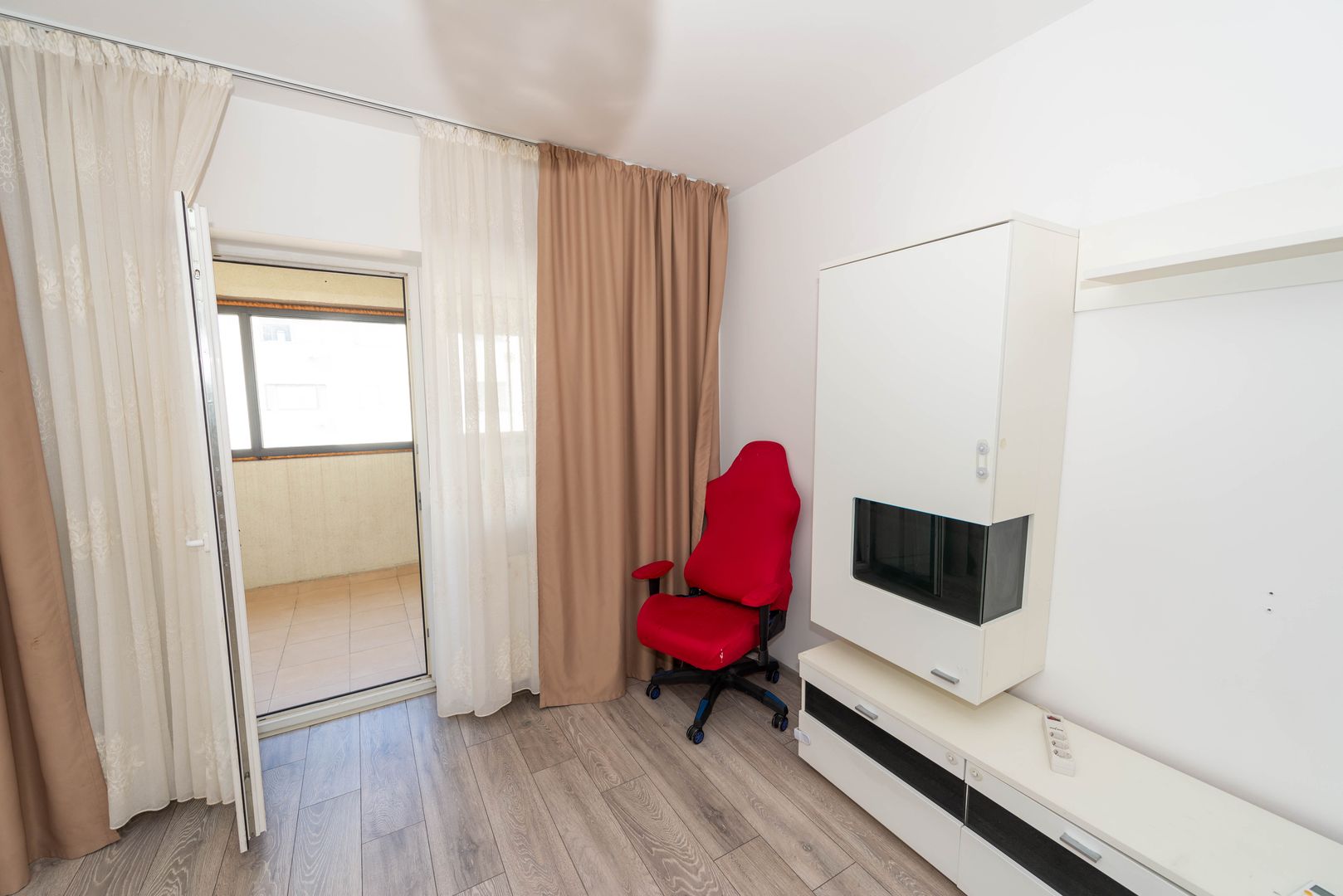 Apartament cu 2 camere de vanzare Metropolitan Residence Brauner - Poză 12