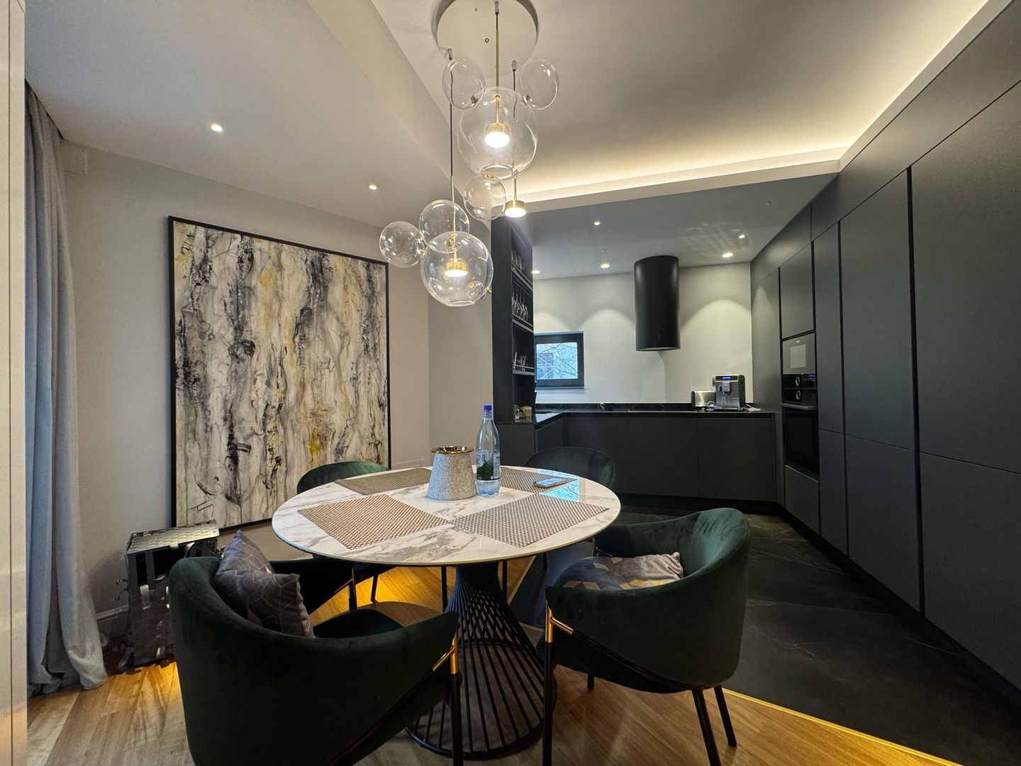 3 camere| 90 mp| PIATA ROMANA - Poză 4